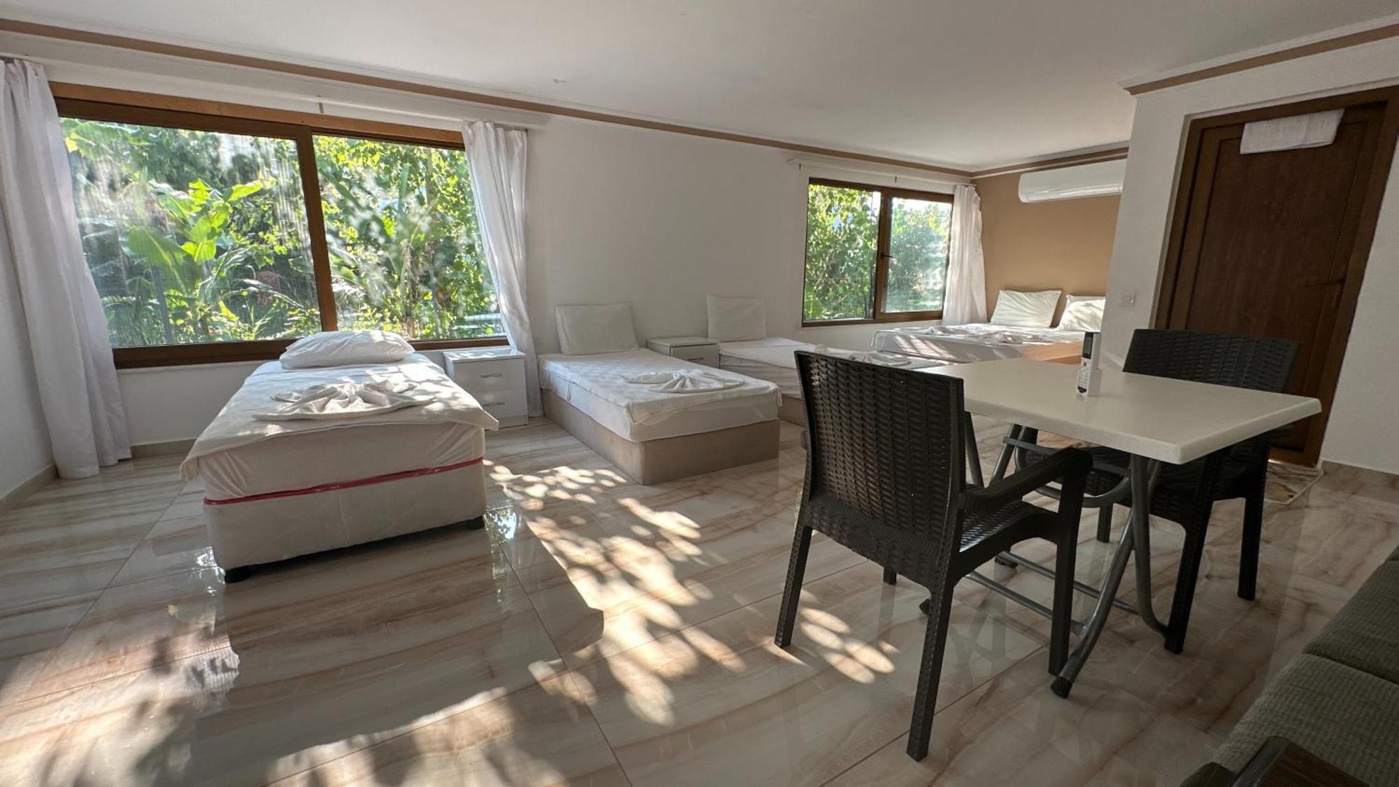 קמר Kiris Garden Hotel מראה חיצוני תמונה