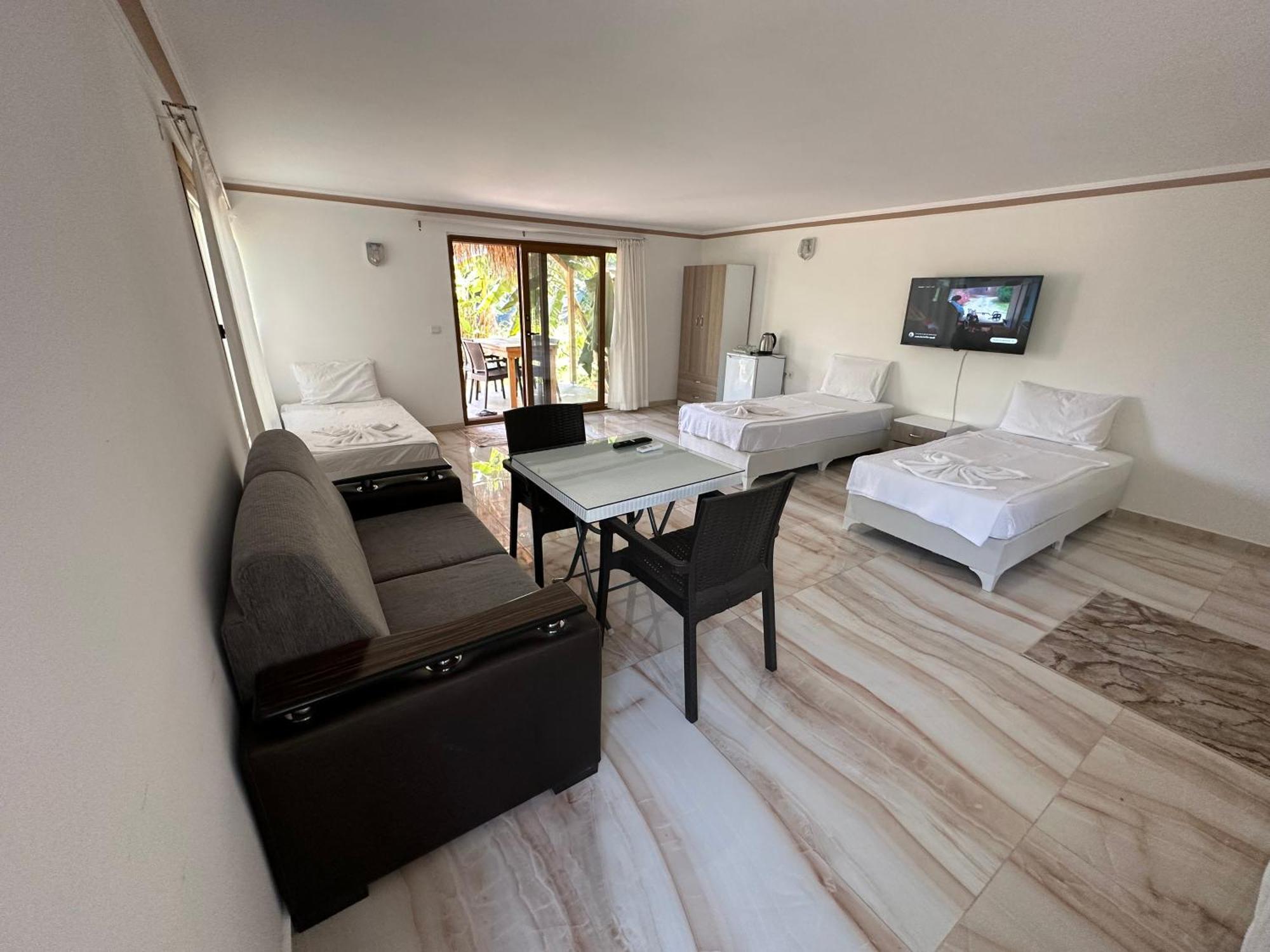 קמר Kiris Garden Hotel מראה חיצוני תמונה